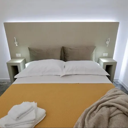 Vakantiehuis Le Dimore Di San Michele - Life In Old Town